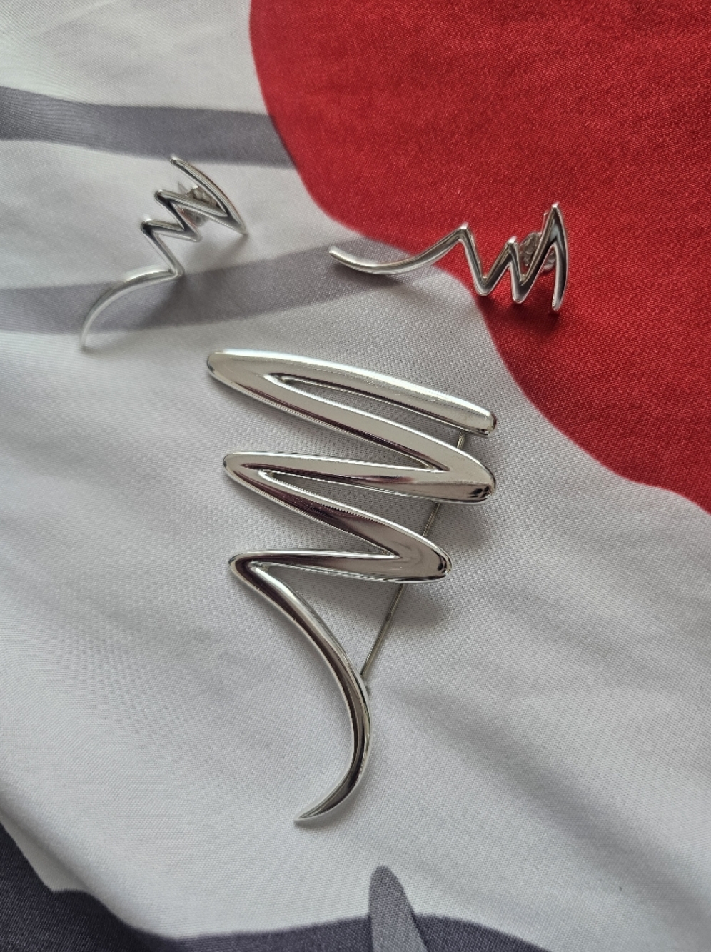 Authentic Tiffany & Co. Silver Zigzag Brooch & Earrings Set